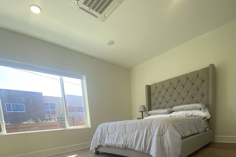 Photo of Bedroom in Old East Dallas