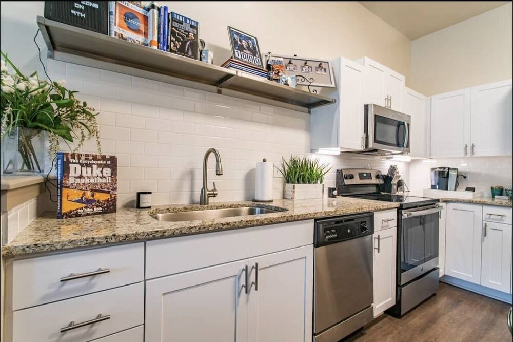 Photo of Kitchen in Ninth Street