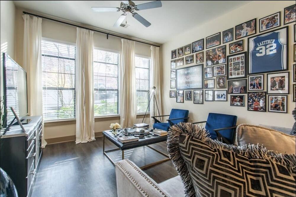 Photo of Livingroom in Ninth Street
