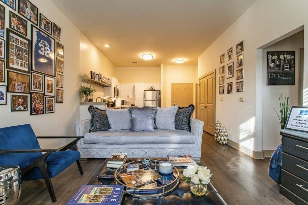 Photo of Livingroom in Ninth Street