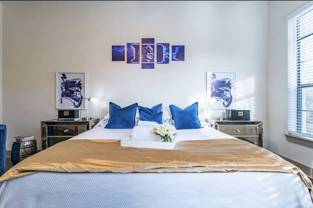 Photo of Bedroom in Ninth Street