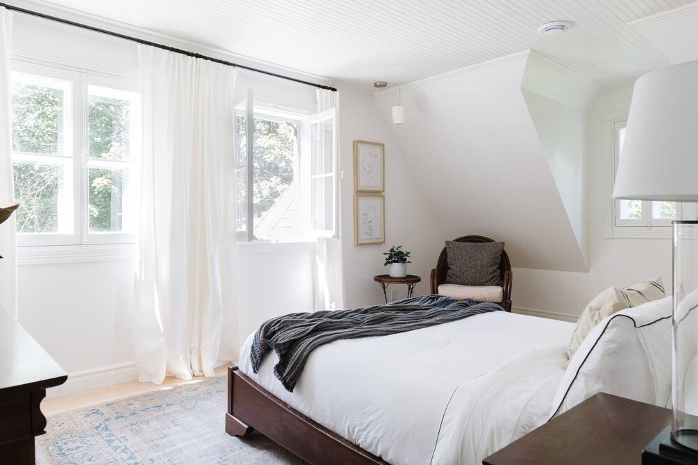 Photo of Bedroom in Saint Come