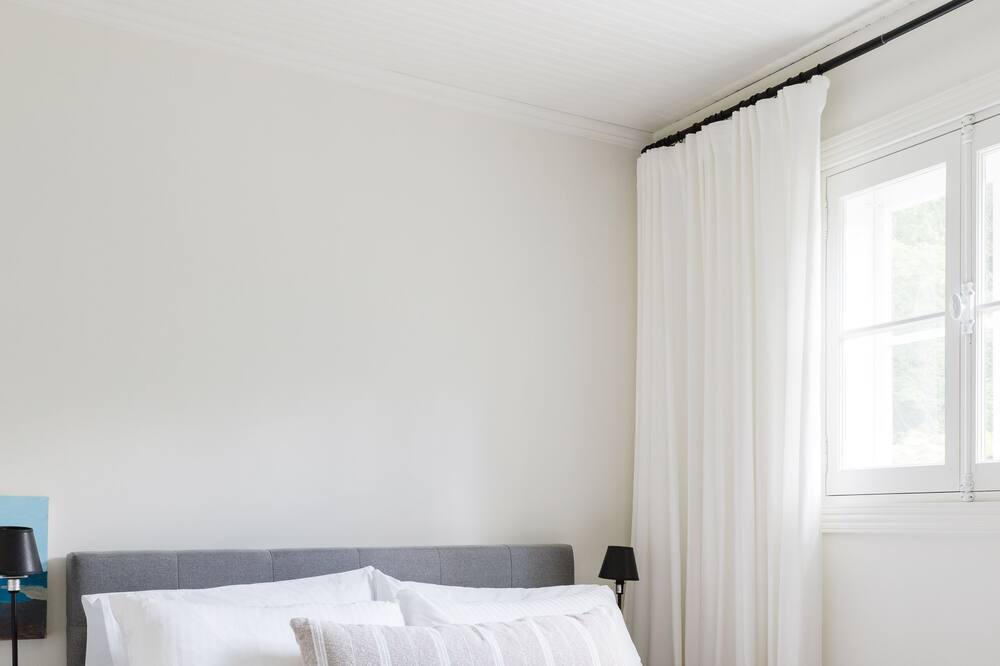 Photo of Bedroom in Saint Come