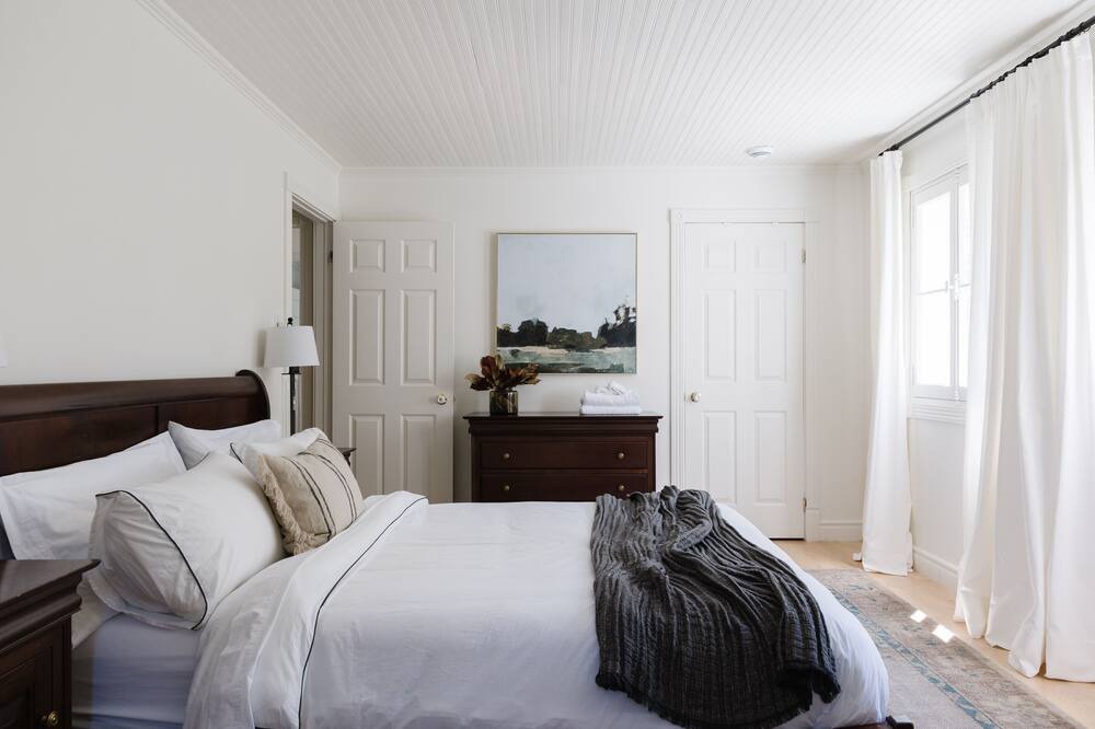 Photo of Bedroom in Saint Come