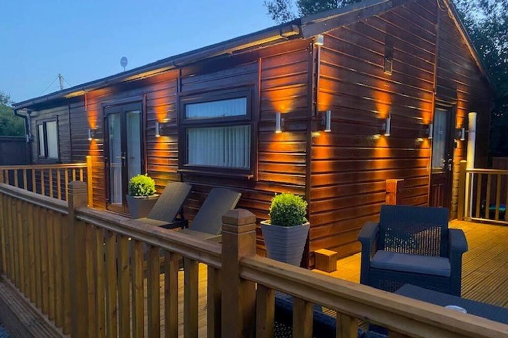 Photo of Patio Balcony in Llanteg