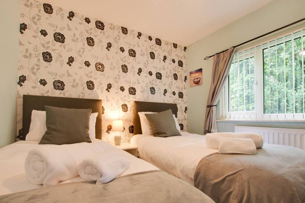 Photo of Bedroom in Llanteg