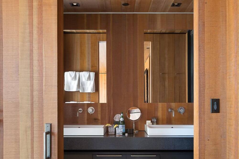 Photo of Bathroom in Spring Creek Ranch