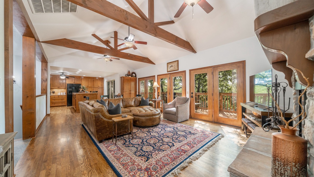 Photo of Livingroom in Bixby