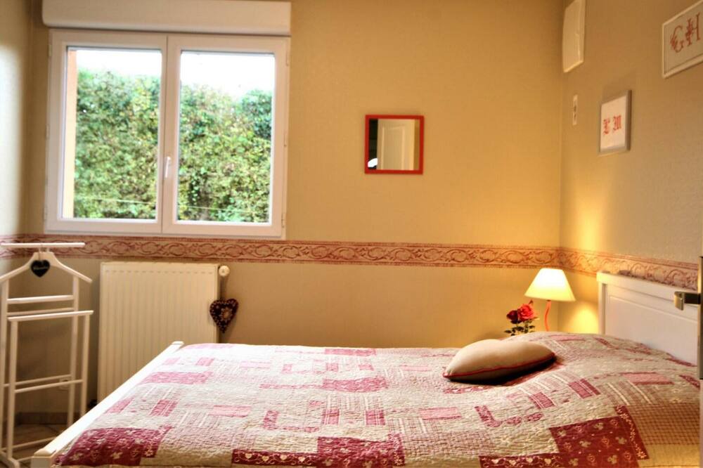 Photo of Bedroom in Authieux-Ratieville
