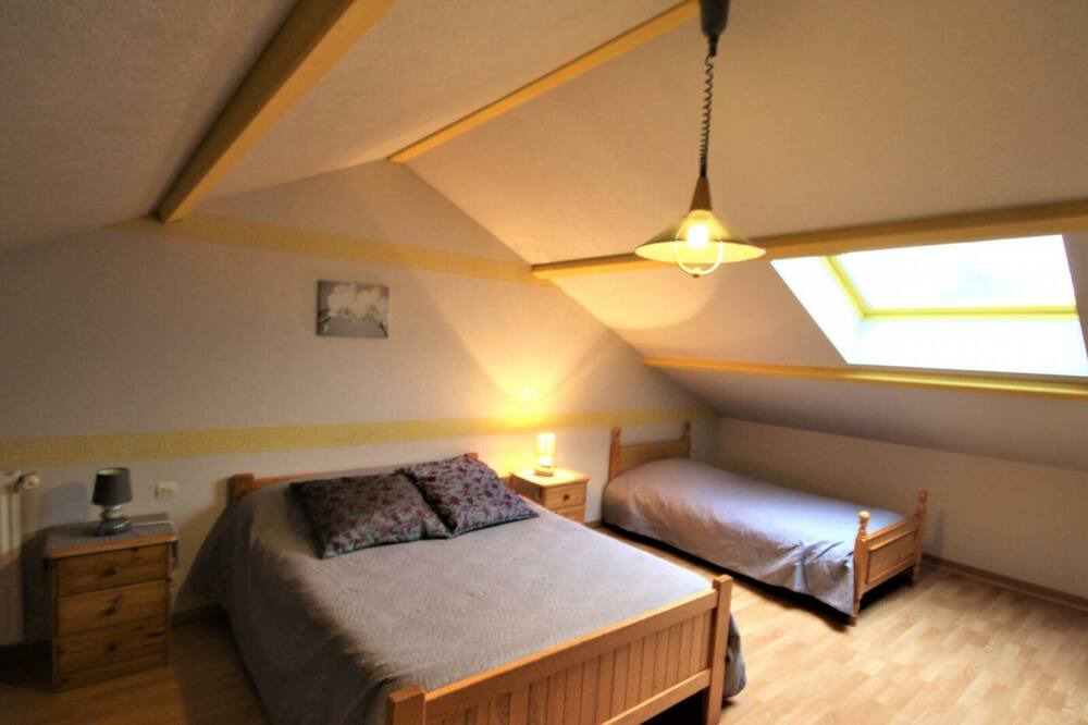 Photo of Bedroom in Authieux-Ratieville