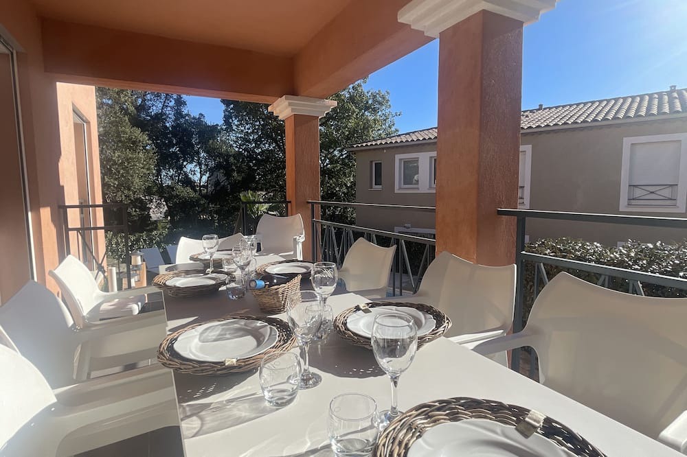 Photo of Kitchen in Plage de la Garonnette