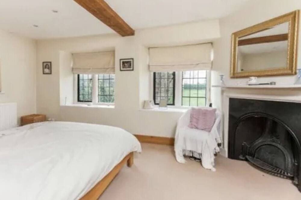 Photo of Others in Melksham