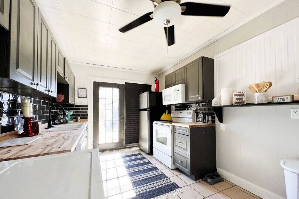 Photo of Kitchen in Heart of Lubbock