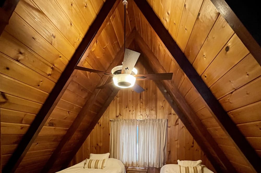 Photo of Bedroom in Alanson
