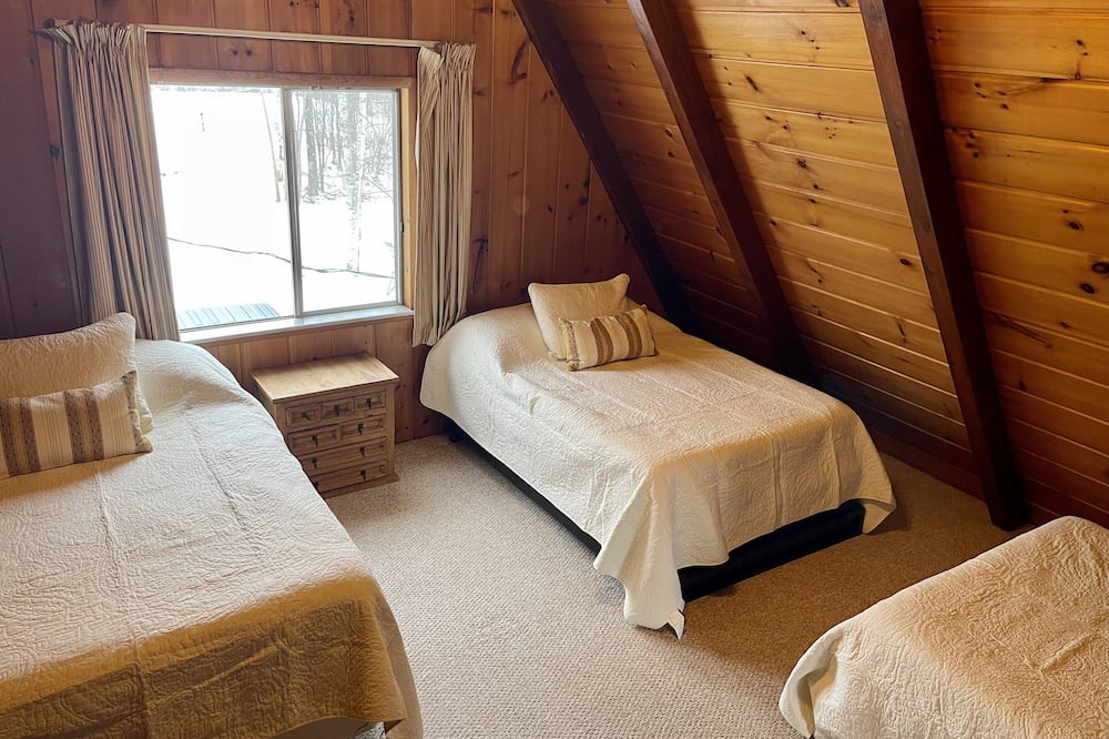 Photo of Bedroom in Alanson