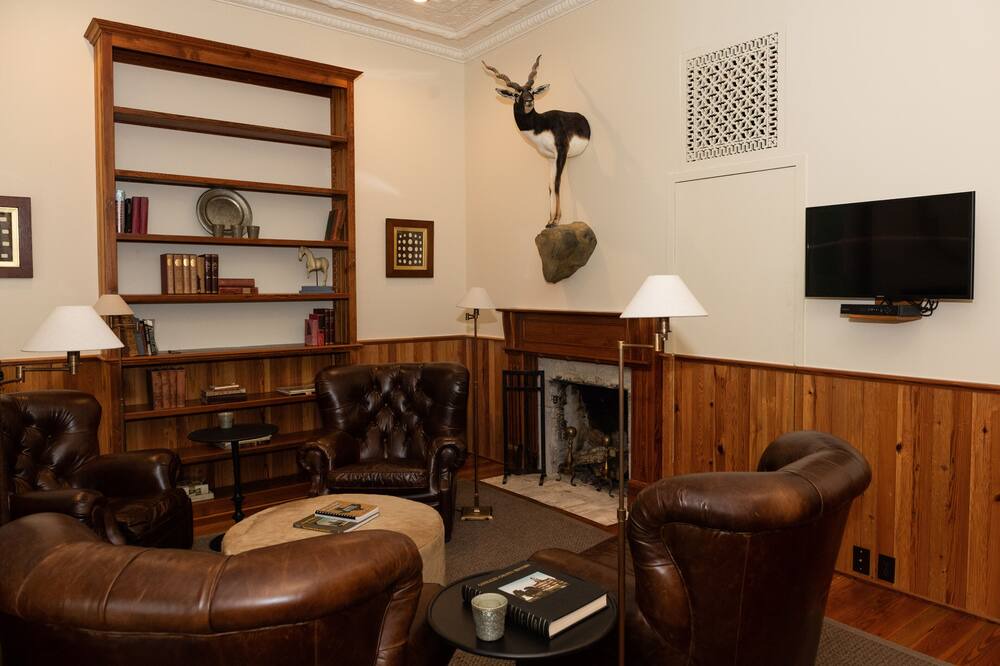 Photo of Livingroom in Gonzales