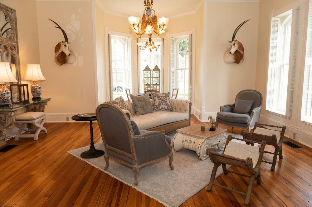 Photo of Livingroom in Gonzales