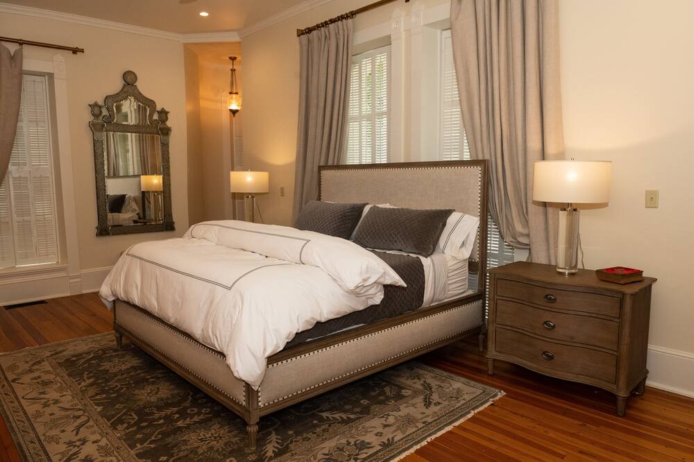Photo of Bedroom in Gonzales