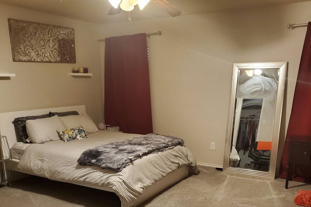 Photo of Bedroom in Fate