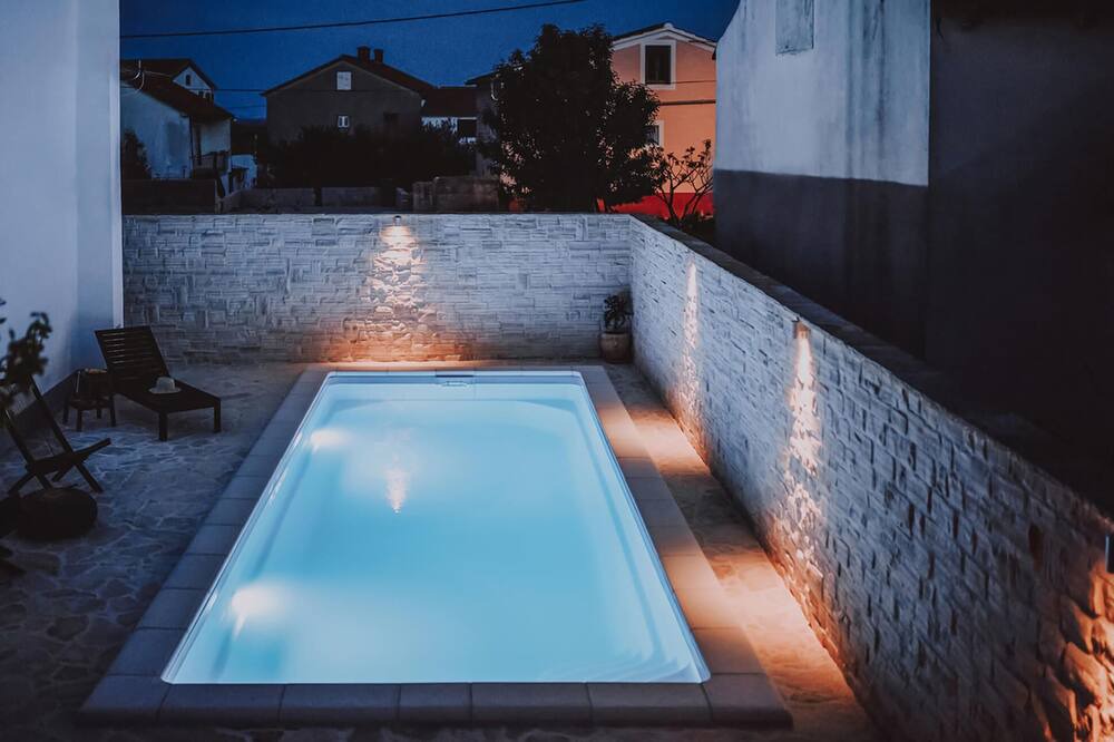 Photo of Outdoor in Preko