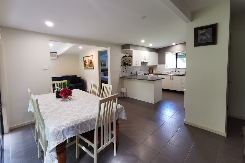 Photo of Kitchen in Basin View