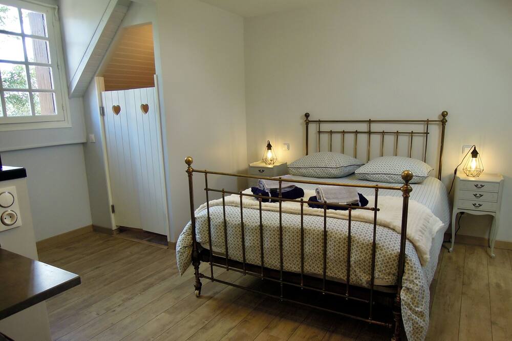 Photo of Bedroom in Noisy-sur-Ecole