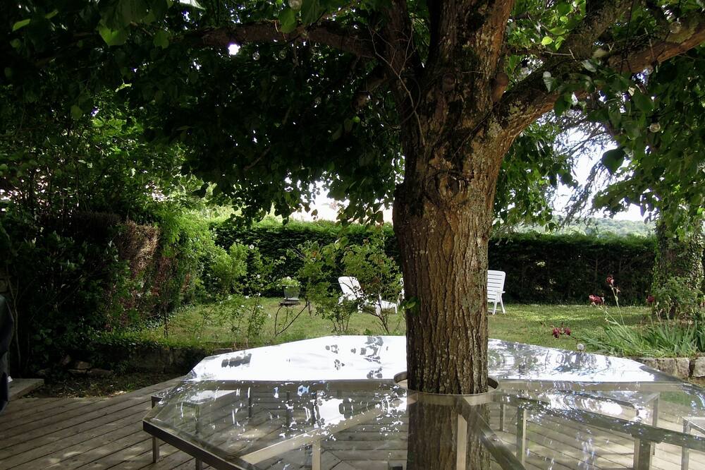 Photo of Outdoor in Noisy-sur-Ecole