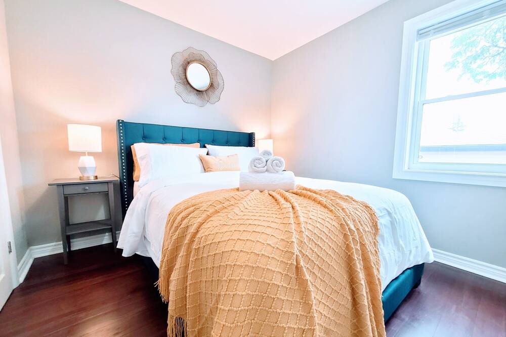 Photo of Bedroom in Hamilton