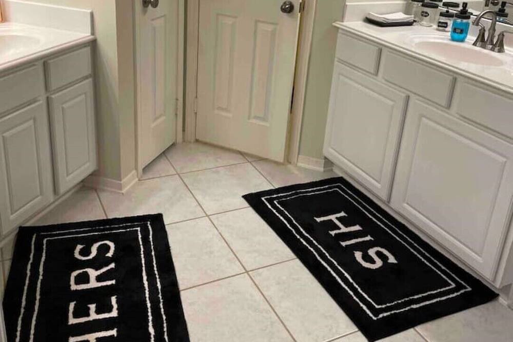 Photo of Bedroom in Pearland