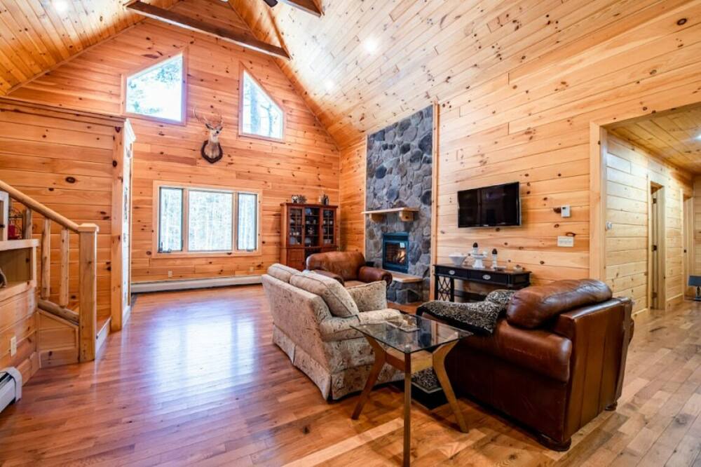 Photo of Livingroom in Jay