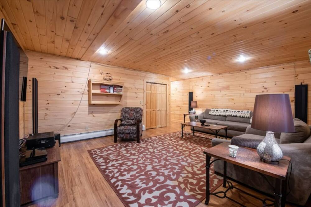 Photo of Livingroom in Jay