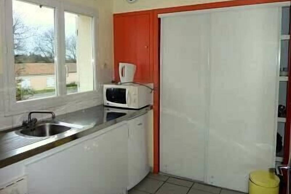 Photo of Kitchen in Prailles