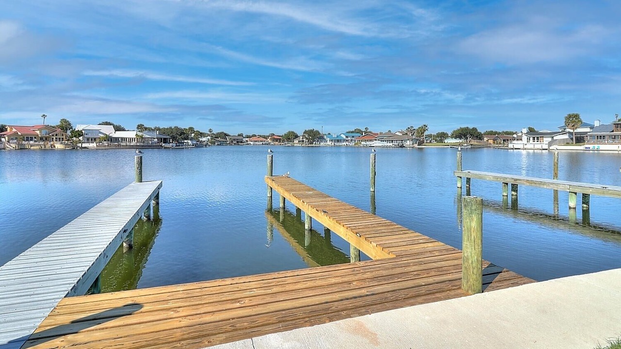 Photo of Others in Harbor Oaks