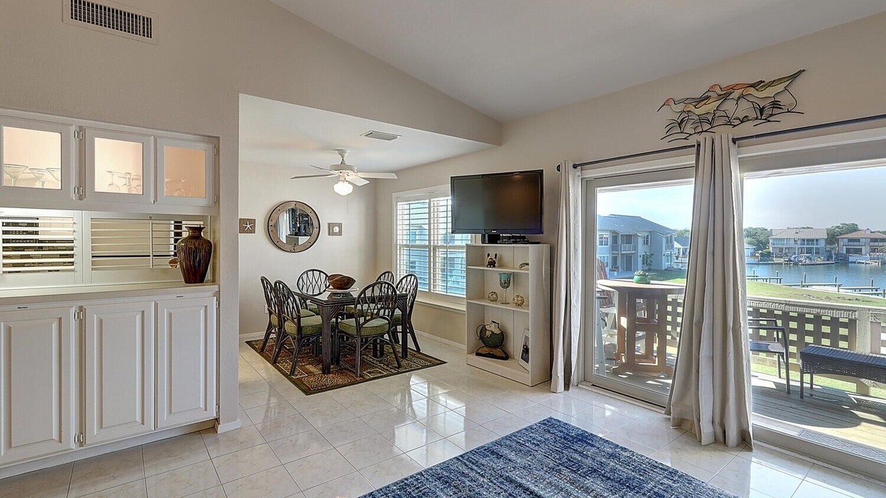 Photo of Others in Harbor Oaks