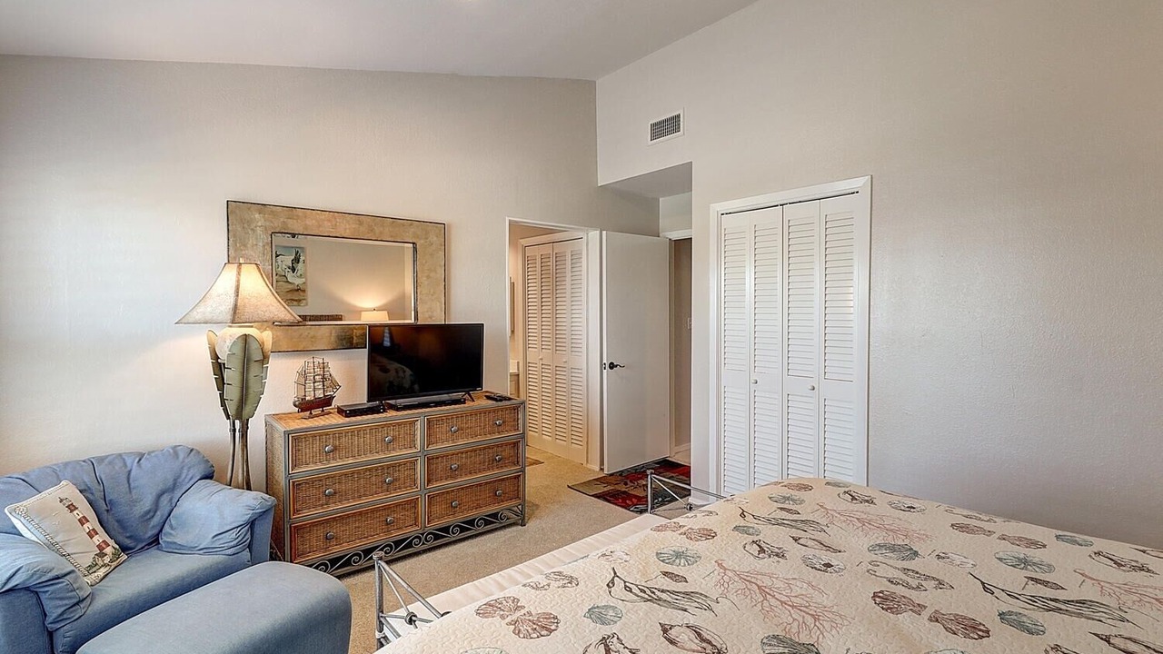 Photo of Others in Harbor Oaks