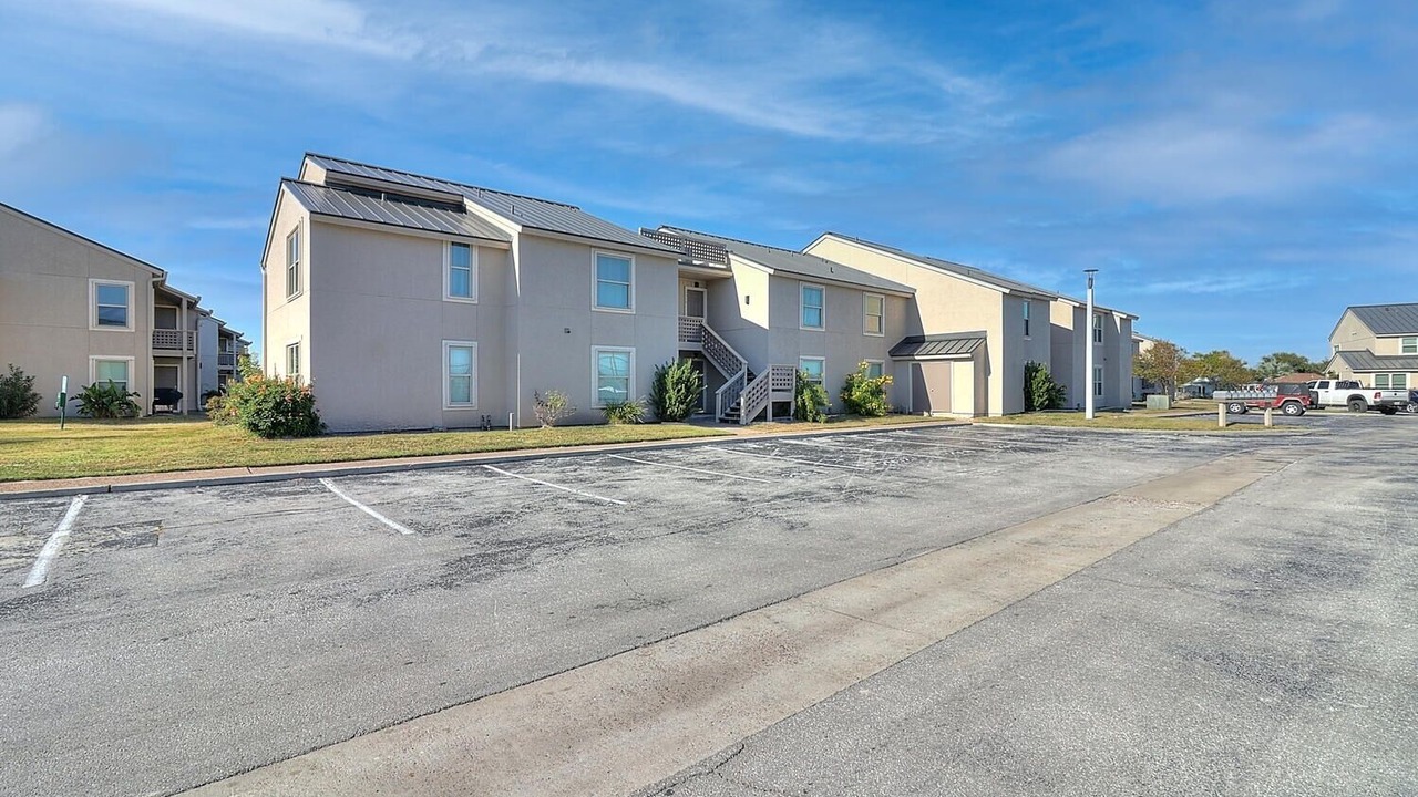 Photo of Outdoor in Harbor Oaks