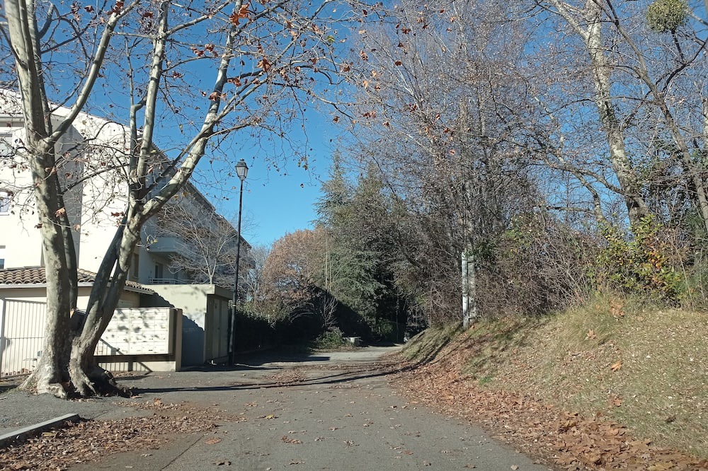 Photo of Outdoor in Volonne