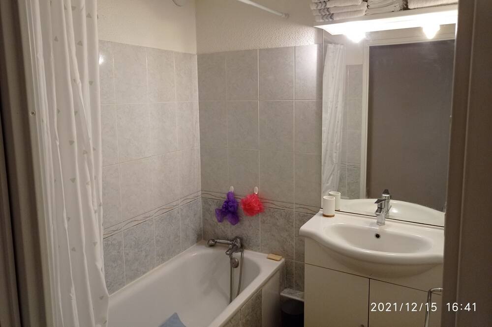 Photo of Bathroom in Volonne