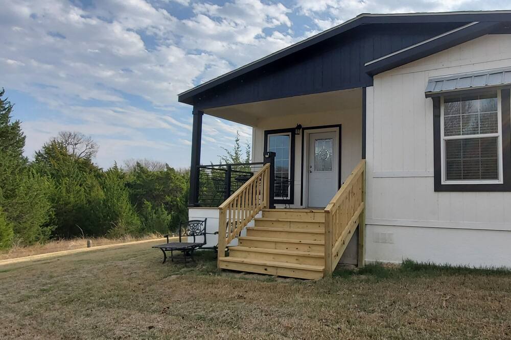 Photo of Outdoor in Farmersville