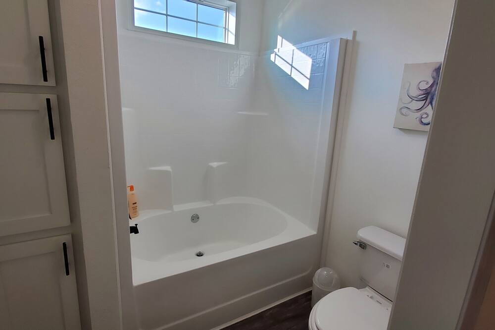Photo of Bathroom in Farmersville