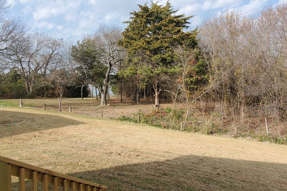 Photo of Outdoor in Farmersville
