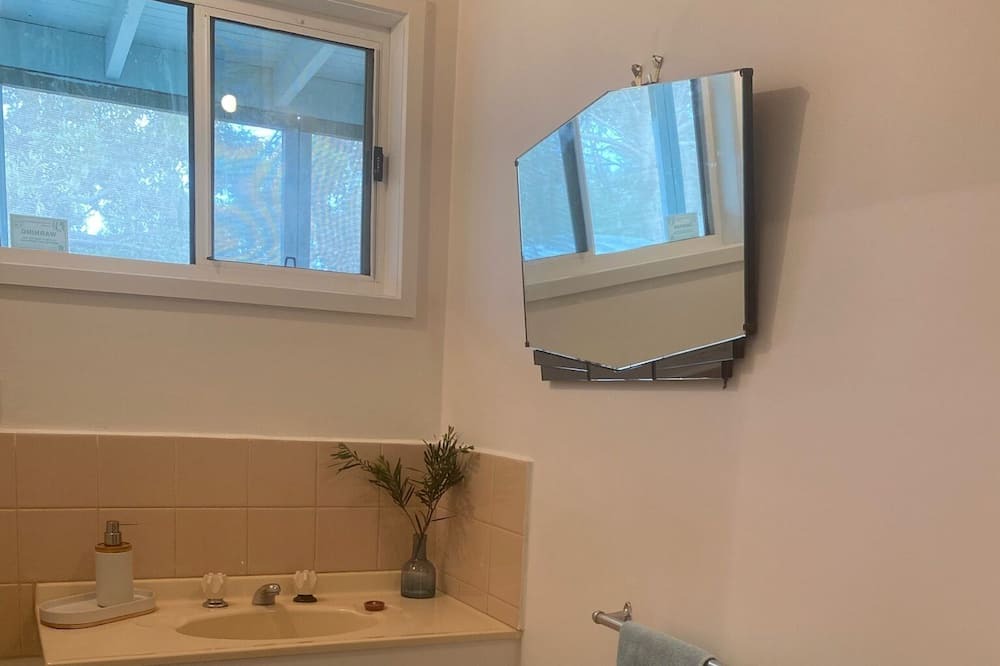 Photo of Bathroom in Paradise Beach
