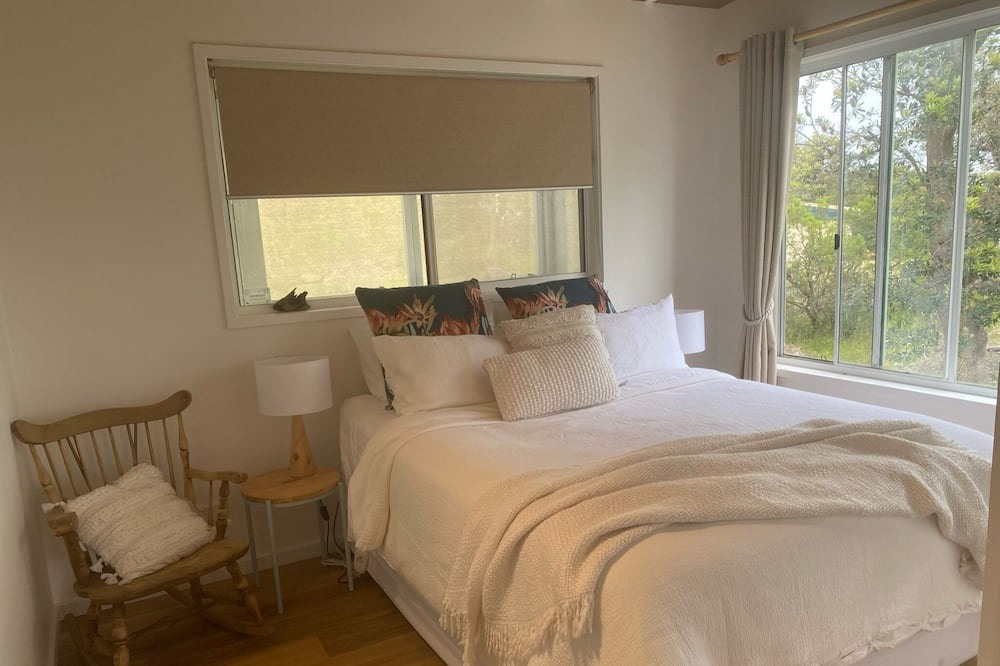 Photo of Bedroom in Paradise Beach
