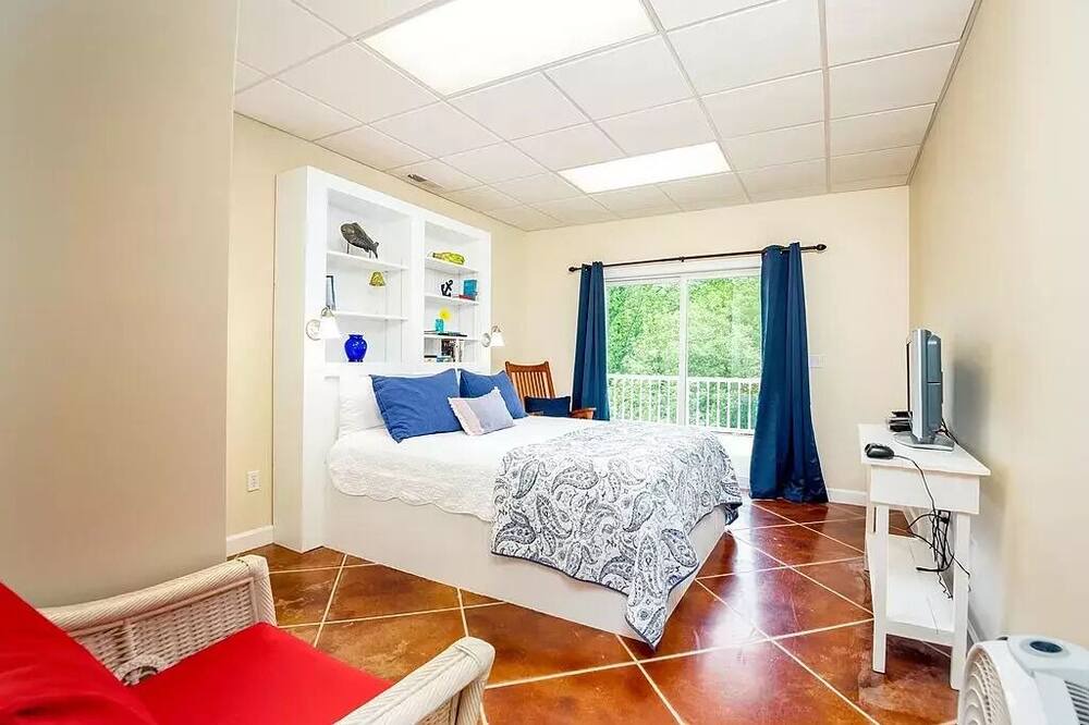 Photo of Bedroom in Waterloo