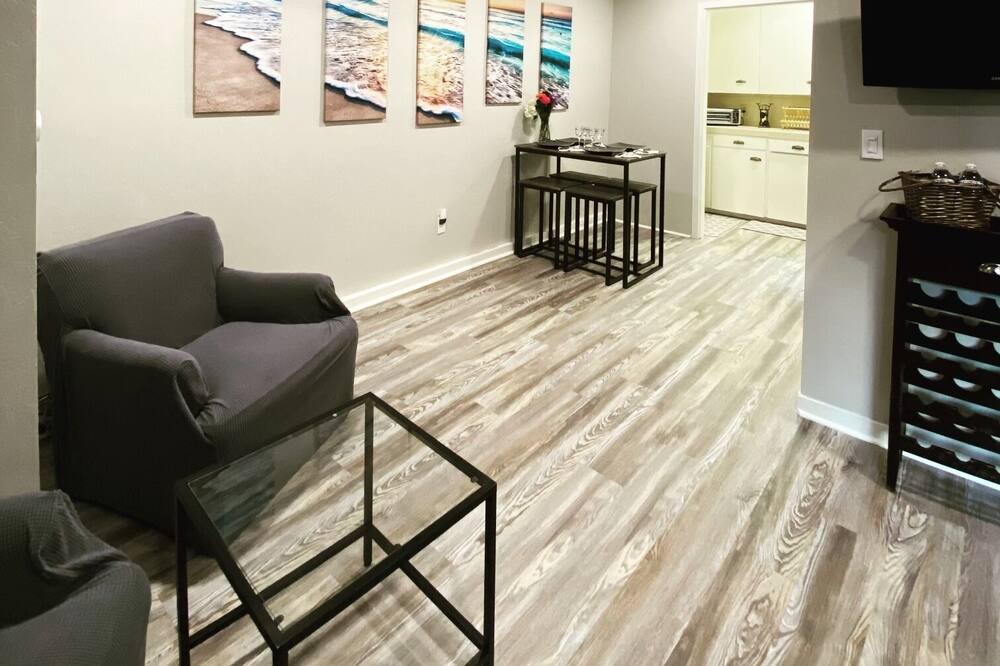 Photo of Livingroom in Santa Rosa