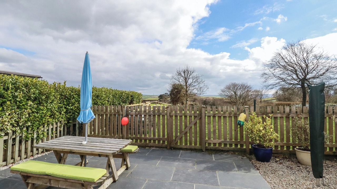 Photo of Outdoor in Pendoggett