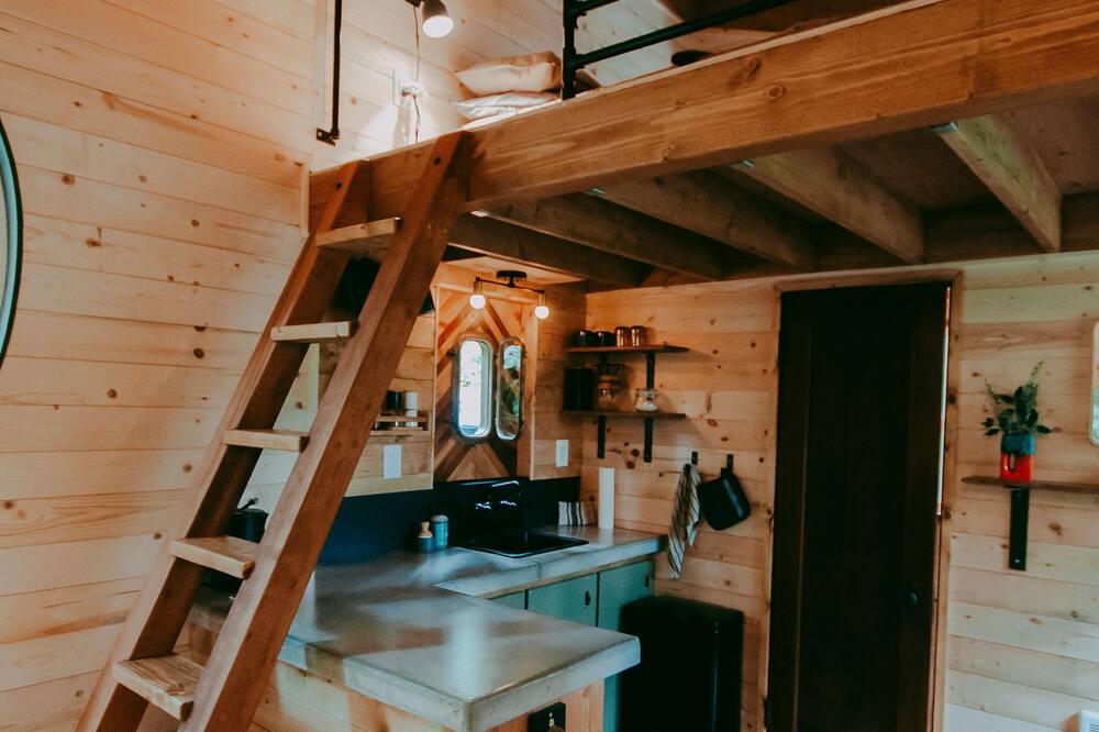 Photo of Kitchen in Gold Bar