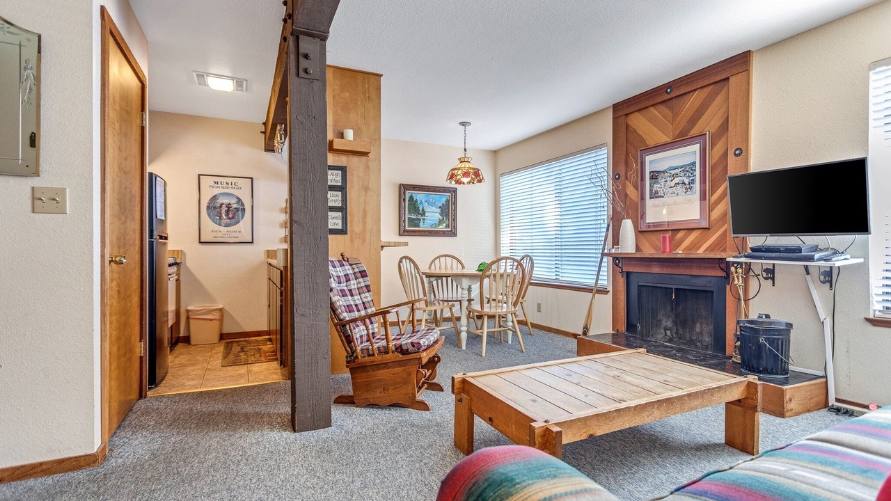 Photo of Livingroom in Bear Valley