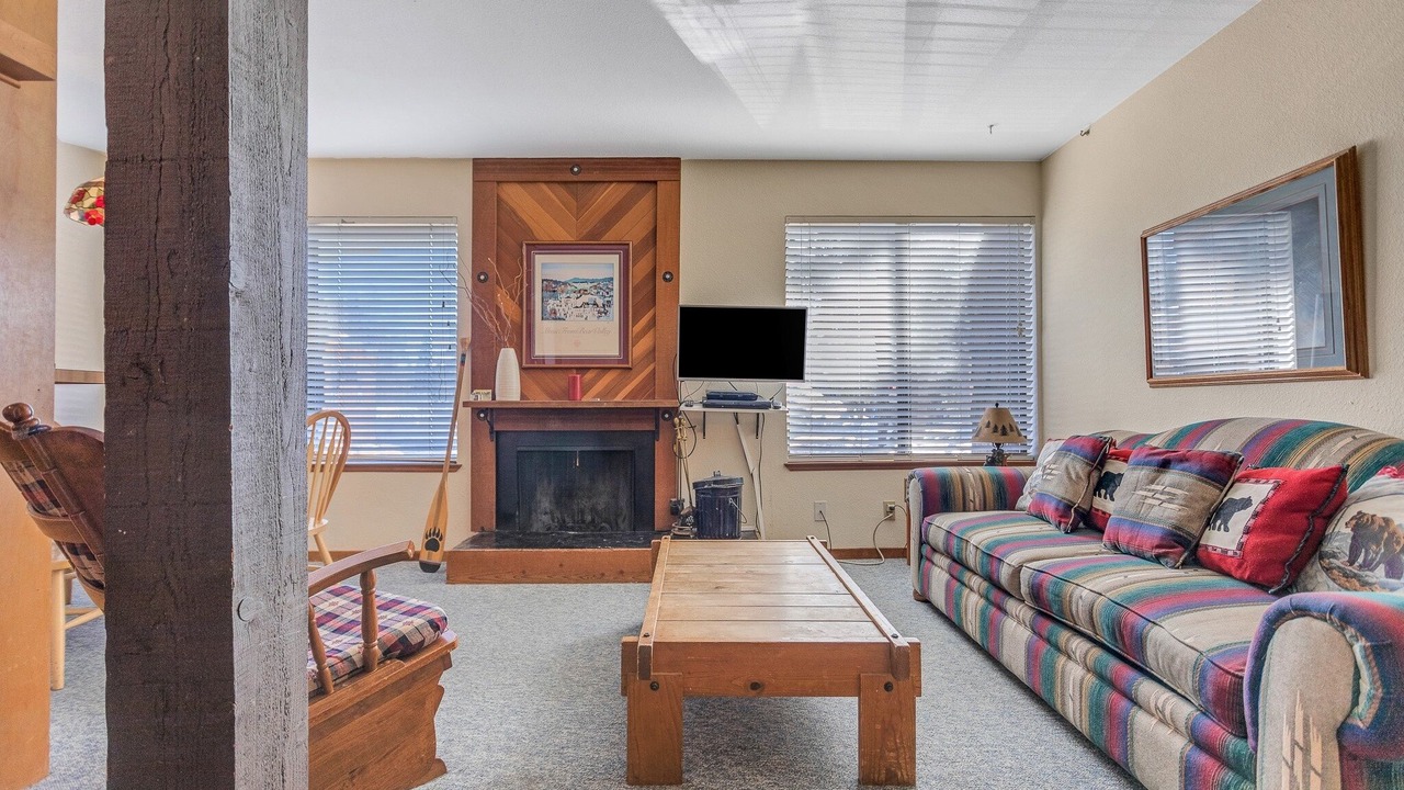 Photo of Livingroom in Bear Valley