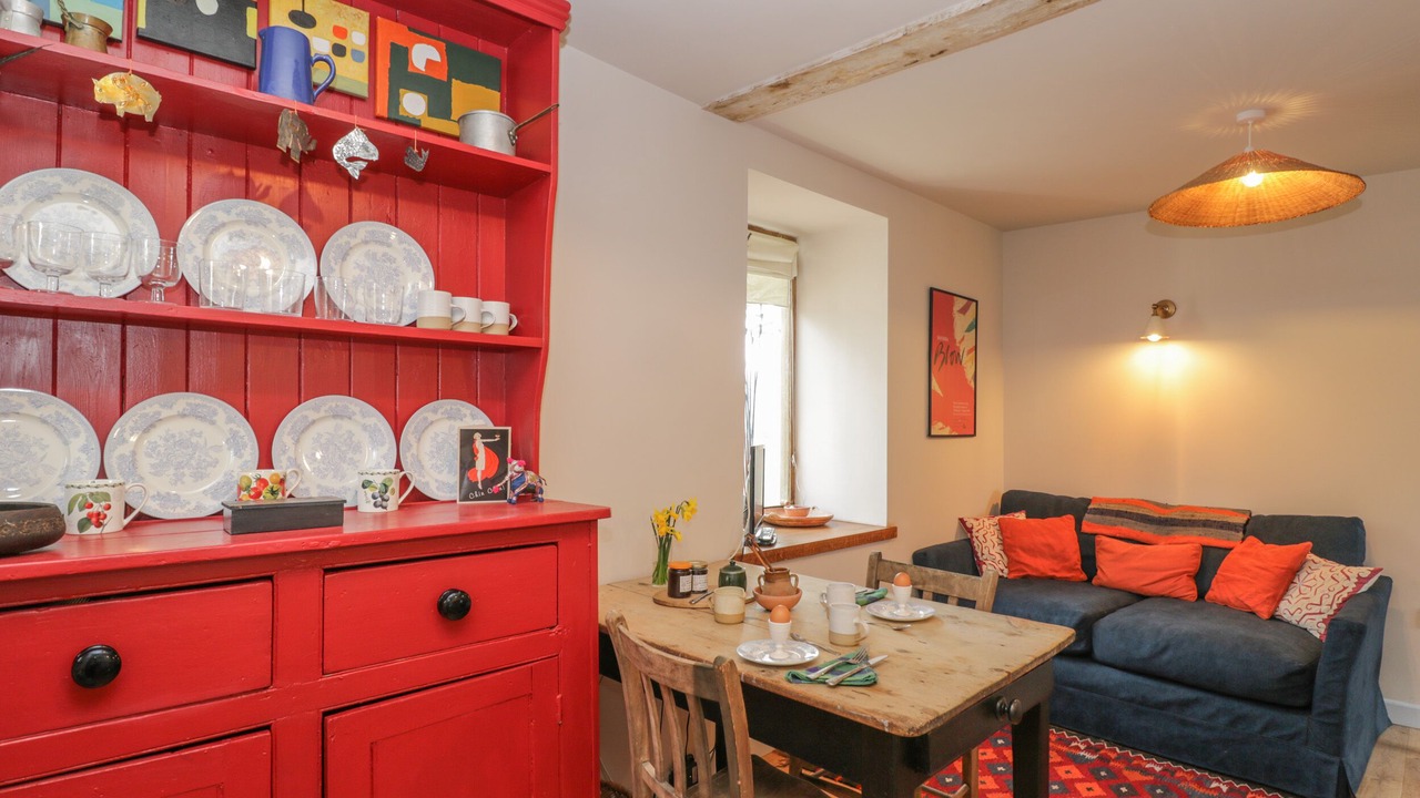 Photo of Livingroom in Llanvair Kilgeddin